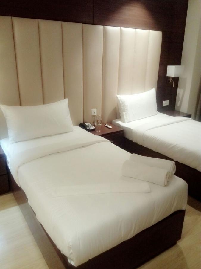The Grand Parisian Hotel Delhi  Buitenkant foto