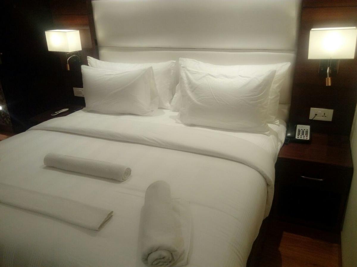 The Grand Parisian Hotel Delhi  Buitenkant foto