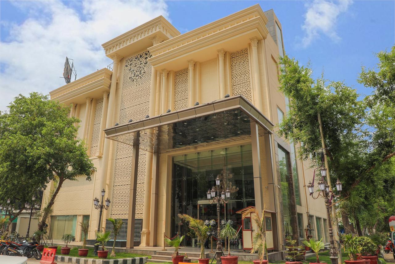 The Grand Parisian Hotel Delhi  Buitenkant foto
