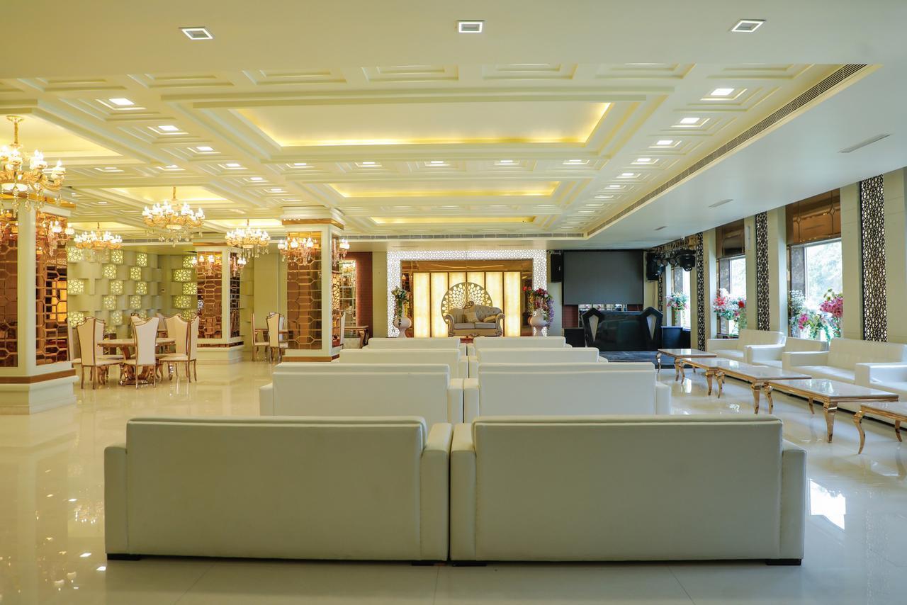 The Grand Parisian Hotel Delhi  Buitenkant foto
