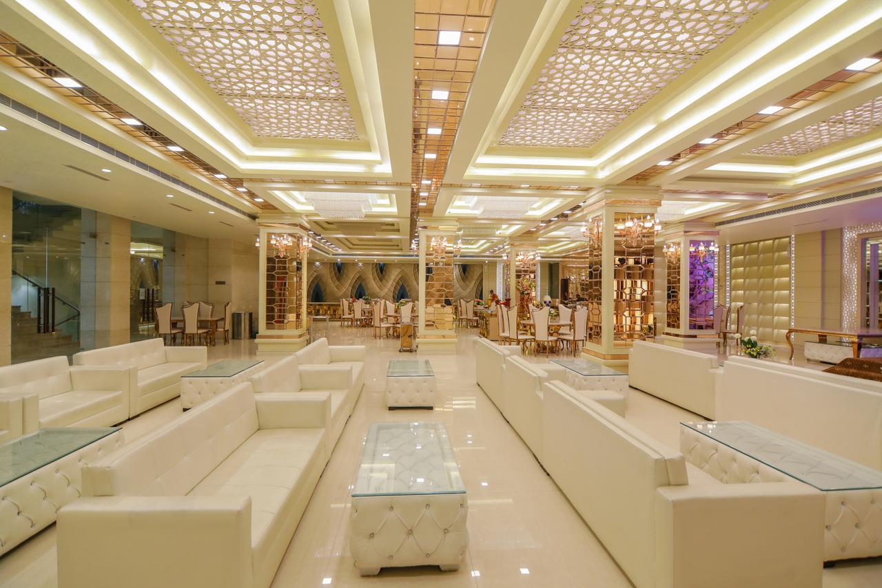 The Grand Parisian Hotel Delhi  Buitenkant foto